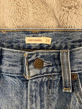 Levi’s Cinch Barrel Jeans